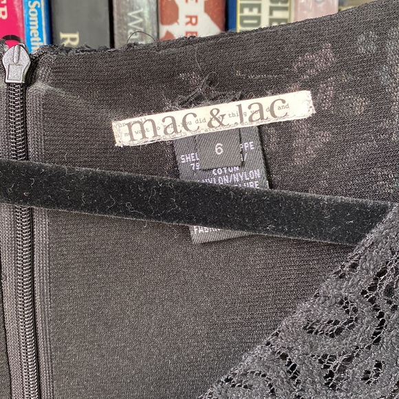 Black lace mini dress with bell sleeves - Picture 2 of 9